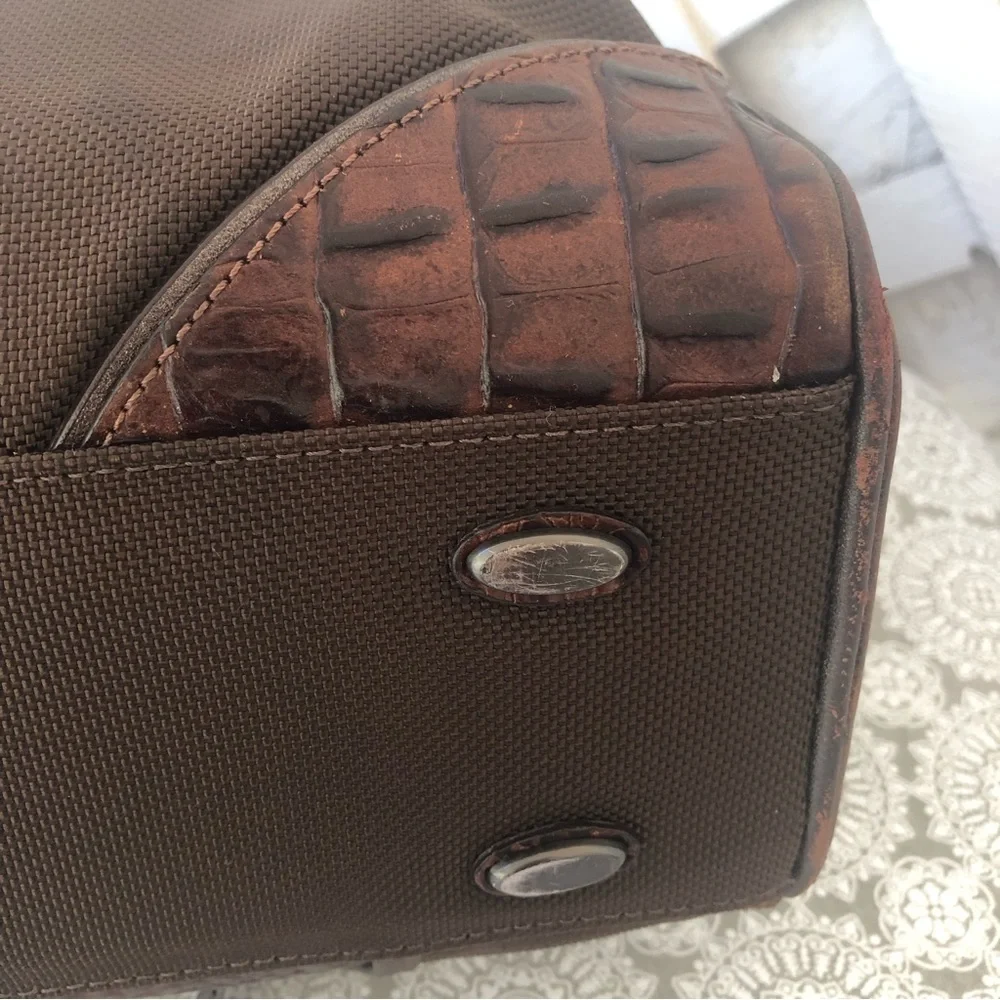 Tumi Multiple Compartment Messenger Bag Laptop Bag Travel Bag Croc Leather